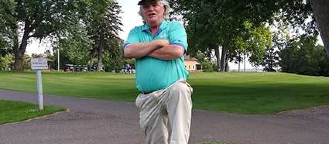 Guy-Green-at-Wylie-Bogie-bench